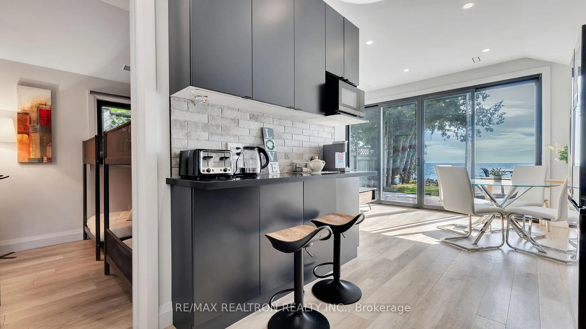 Photo 293 of 63 Cedar Crest Beach Road, Clarington, Bowmanville — HOMEH