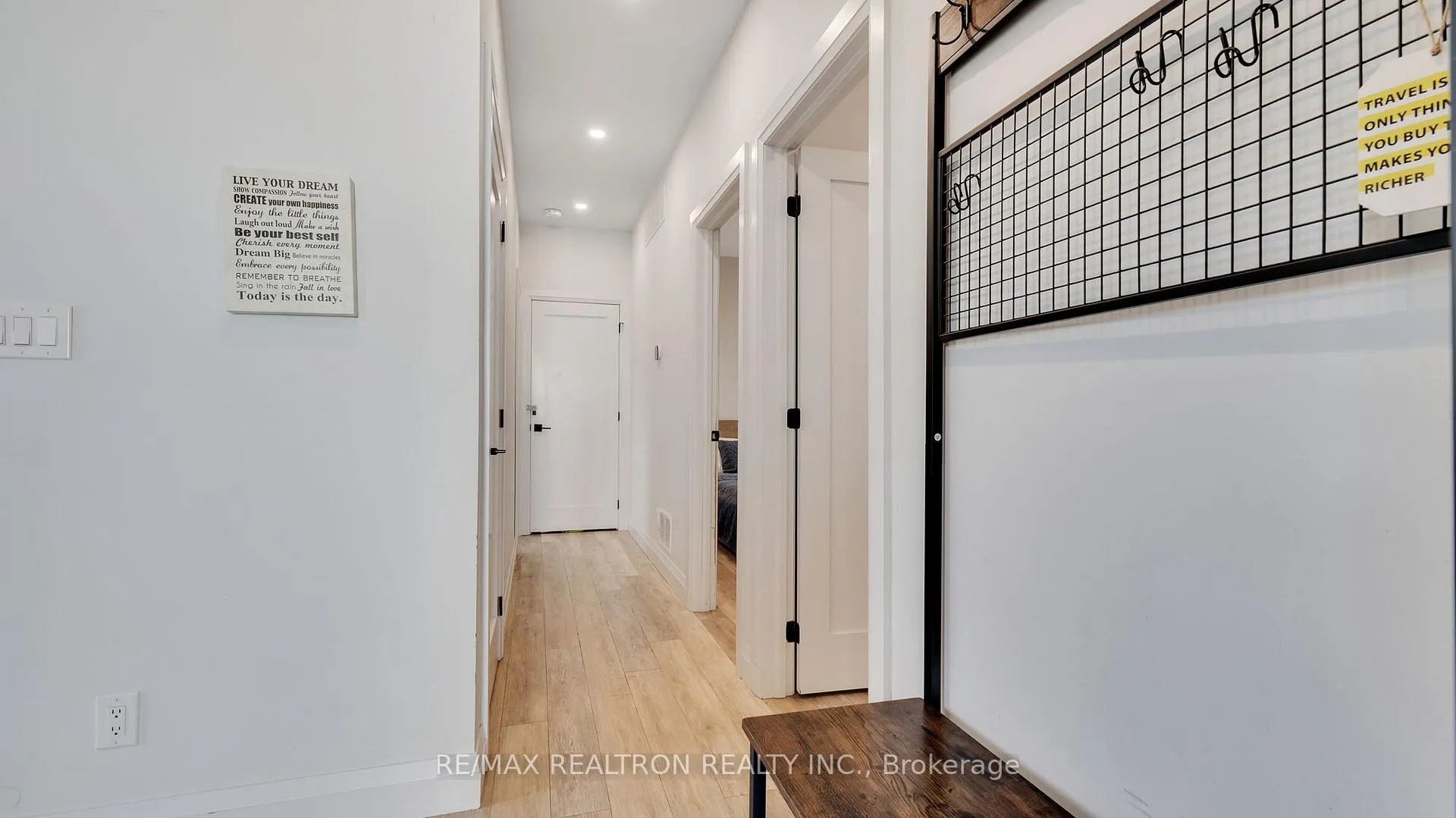 Photo 419 of 63 Cedar Crest Beach Road, Clarington, Bowmanville — HOMEH