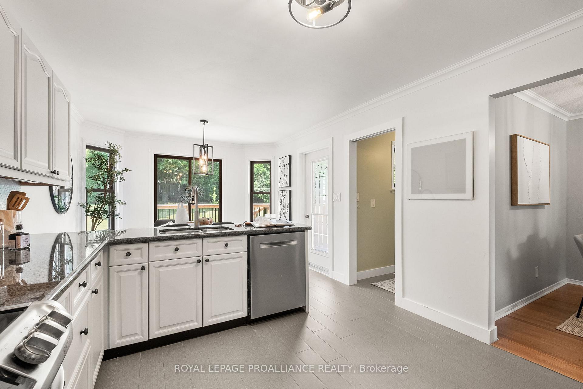 Photo 12 of 10 Lenore Avenue, Hamilton Township, Rural Hamilton — HOMEH