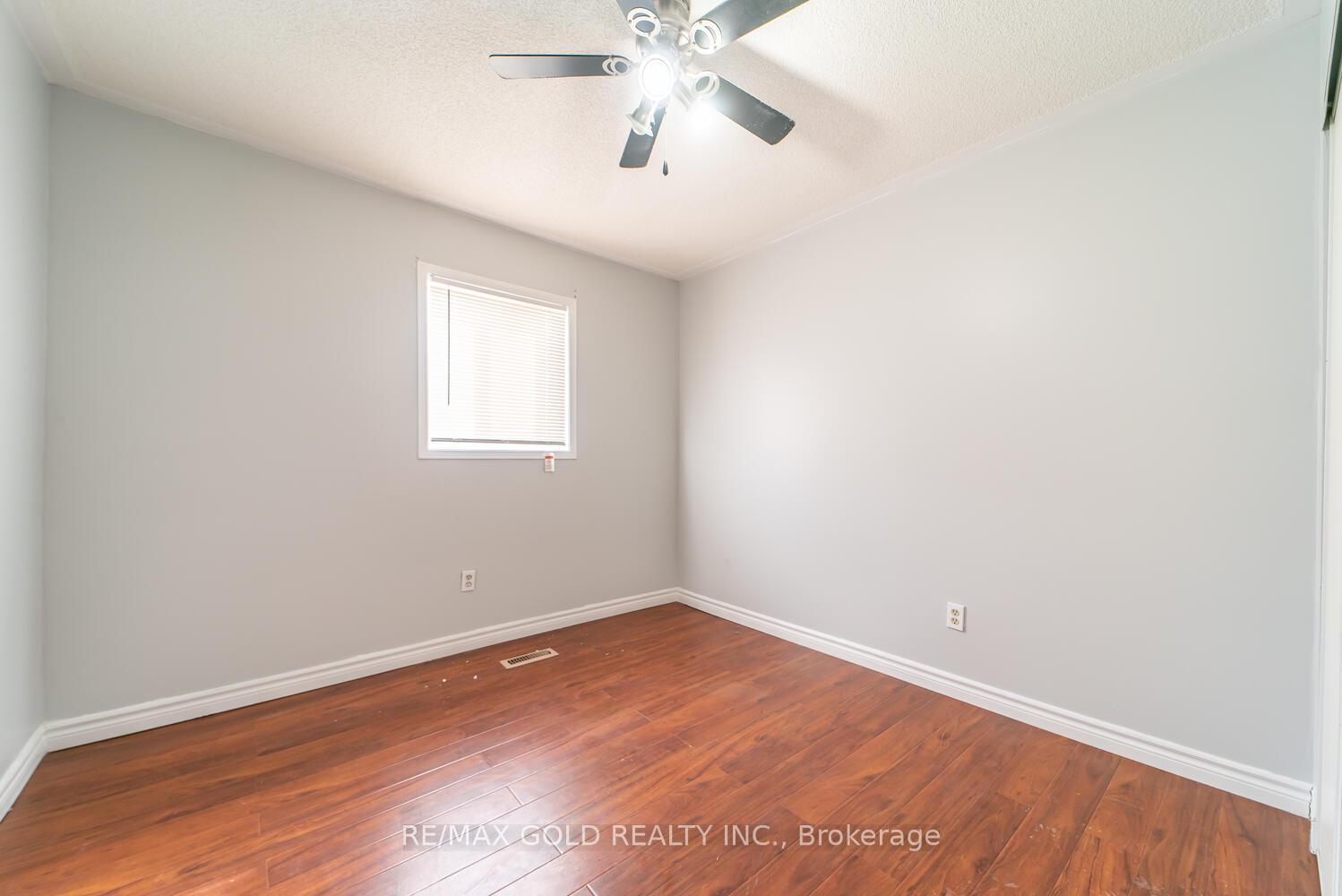 Photo 17 of 65 Cedarwood Crescent S, Brampton, Bram West — HOMEH