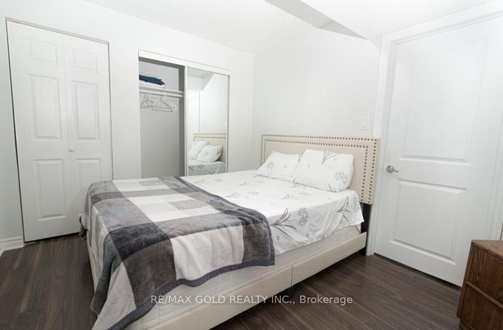 Photo 24 of 65 Cedarwood Crescent S, Brampton, Bram West — HOMEH