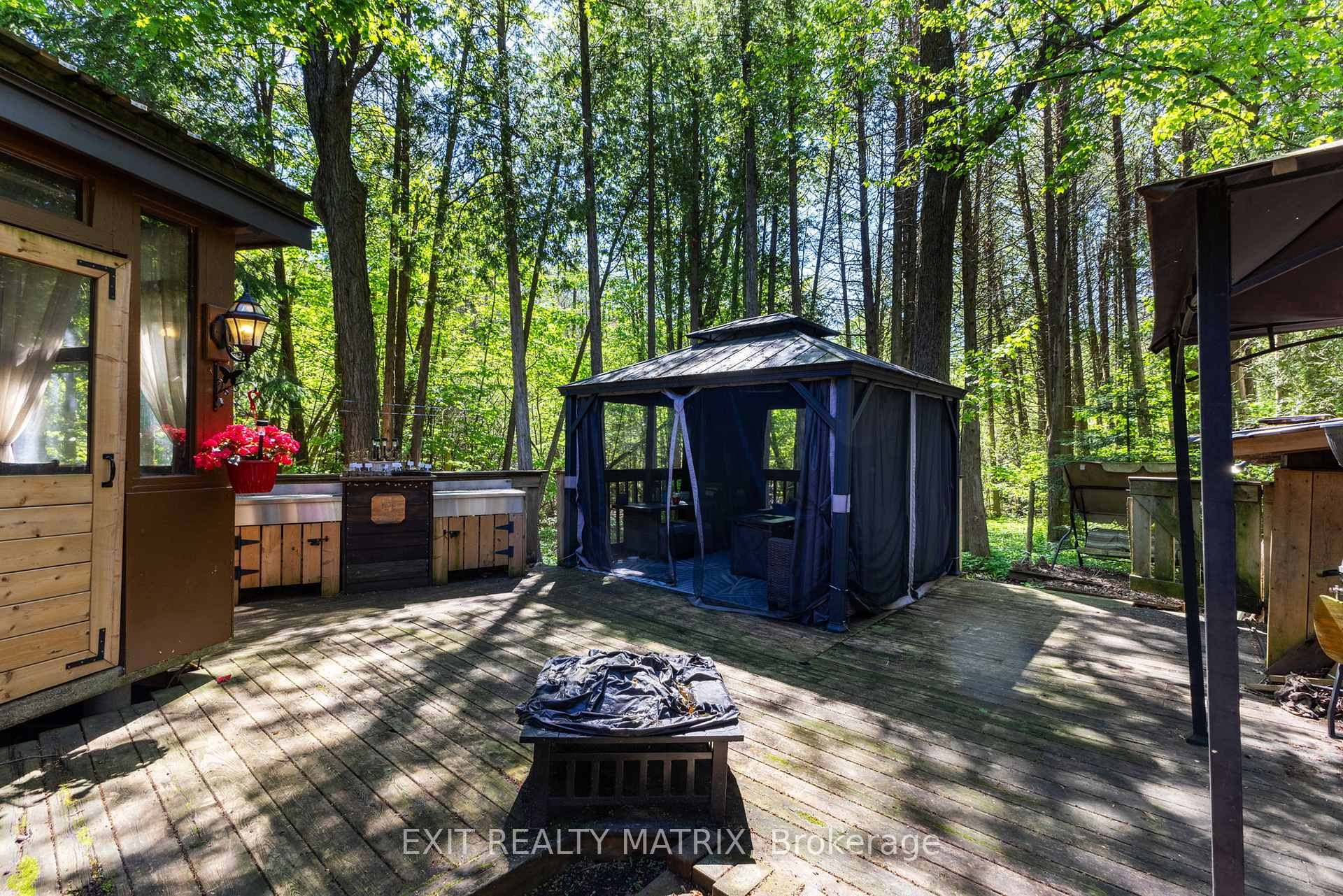 Photo 3 of 7962 Parkway Road, Ottawa, Osgoode Twp North of Reg Rd 6 — HOMEH