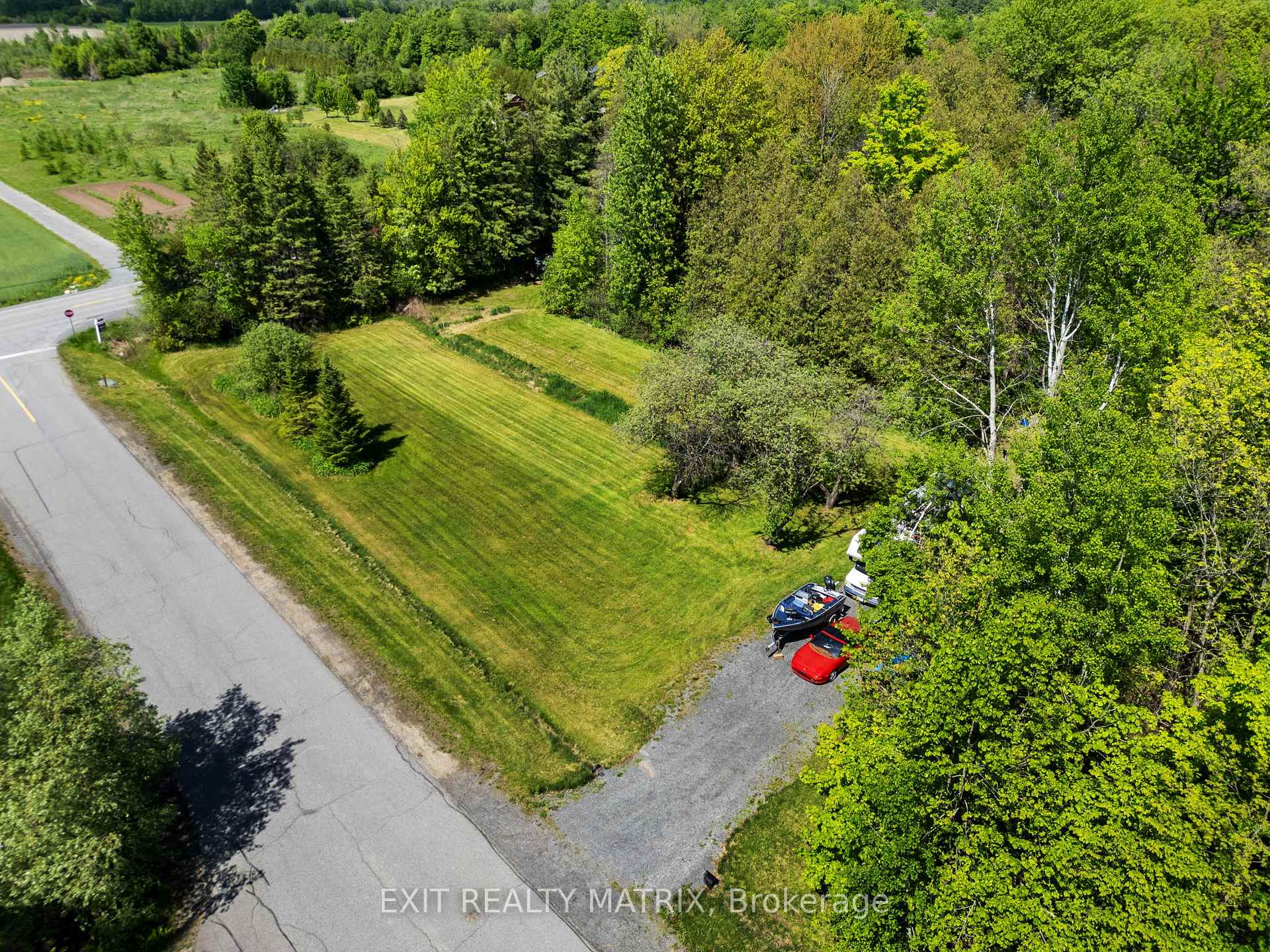 Photo 28 of 7962 Parkway Road, Ottawa, Osgoode Twp North of Reg Rd 6 — HOMEH