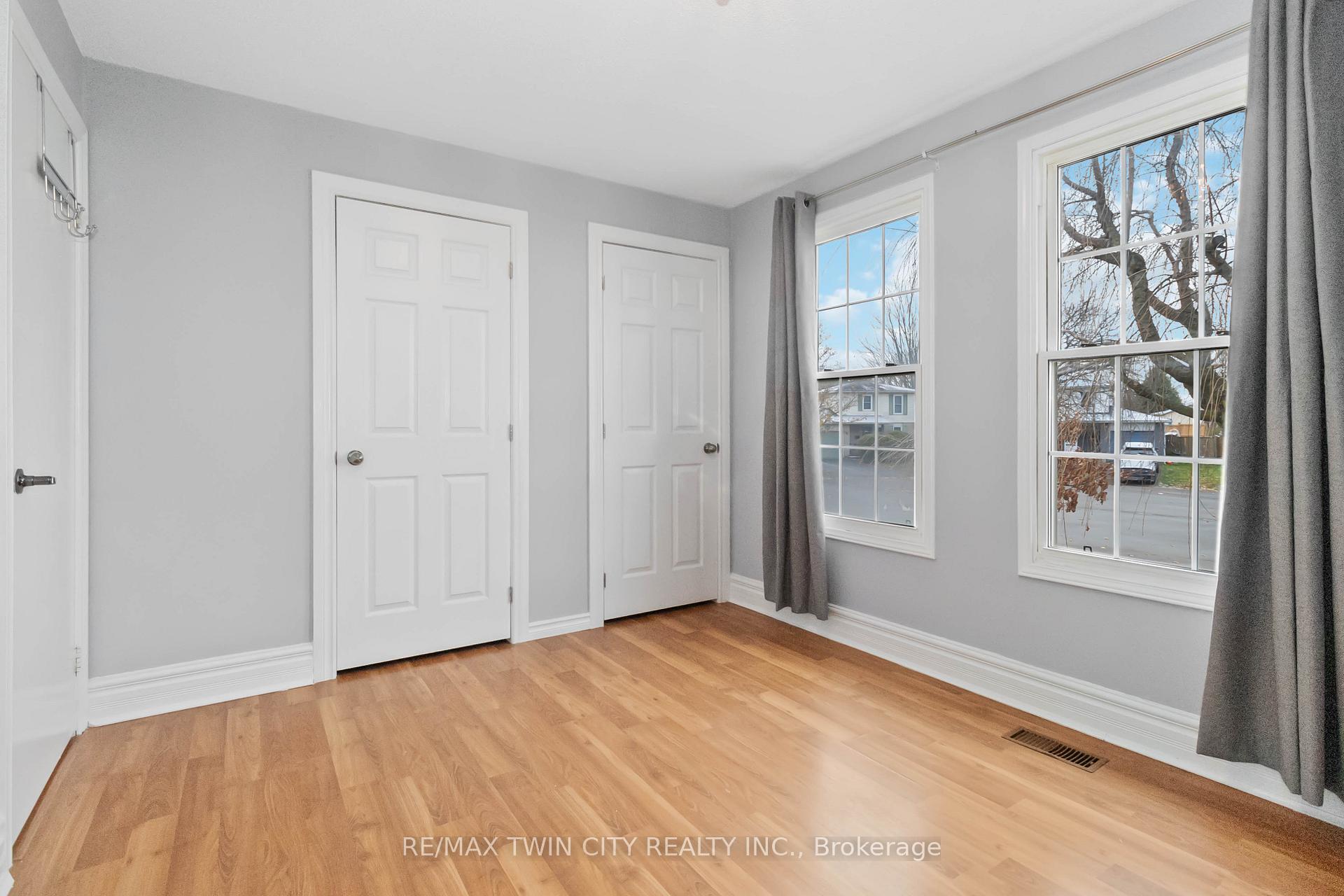 Photo 21 of 7 Normandy Place, Brant, Brantford Twp — HOMEH