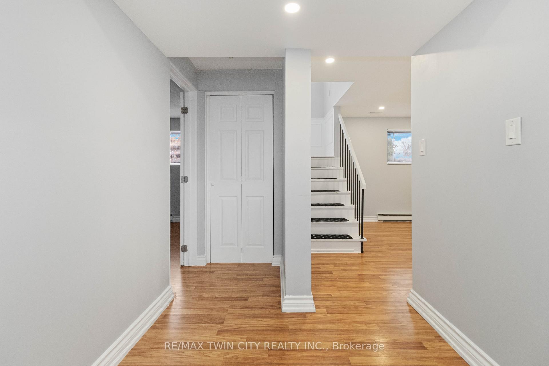 Photo 30 of 7 Normandy Place, Brant, Brantford Twp — HOMEH