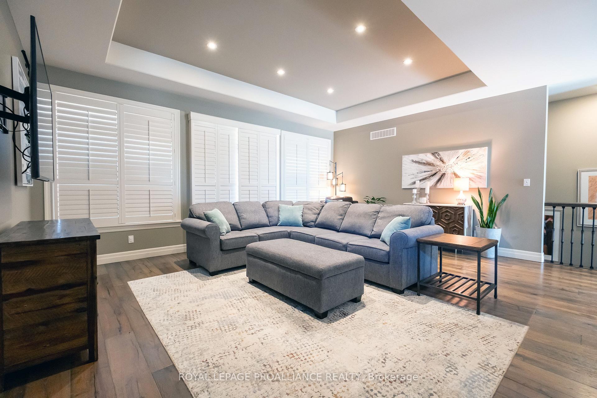 Photo 12 of 36 Vertis Court, Belleville, Thurlow Ward — HOMEH