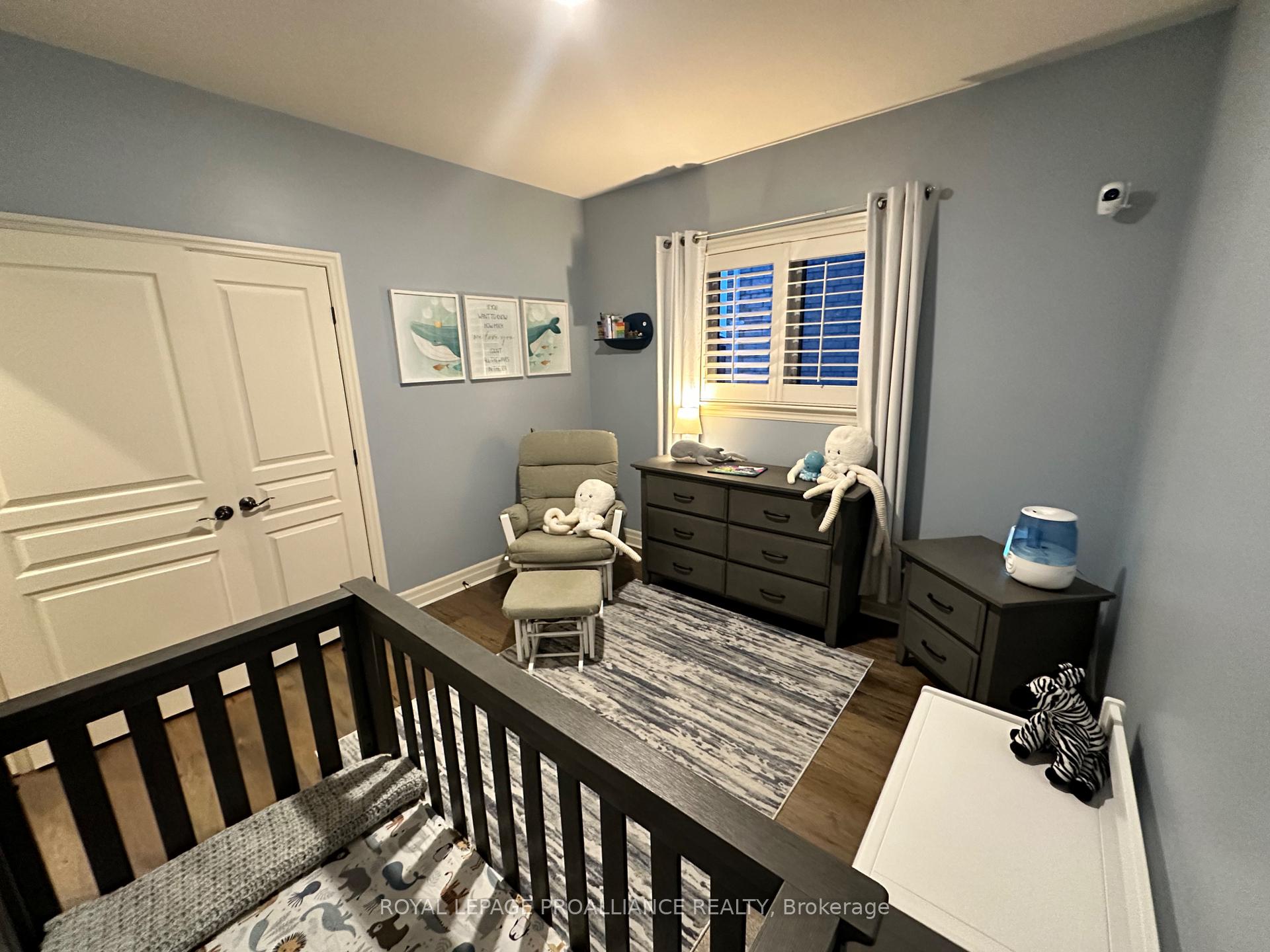 Photo 27 of 36 Vertis Court, Belleville, Thurlow Ward — HOMEH