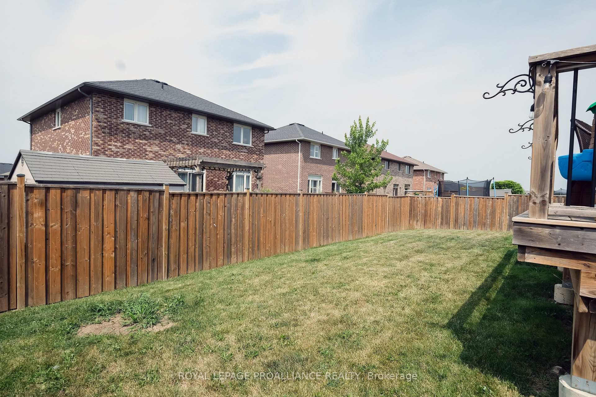 Photo 44 of 36 Vertis Court, Belleville, Thurlow Ward — HOMEH
