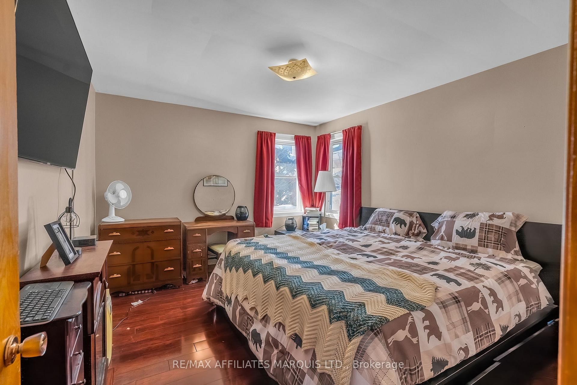 Photo 12 of 774 Guy Street, Cornwall — HOMEH