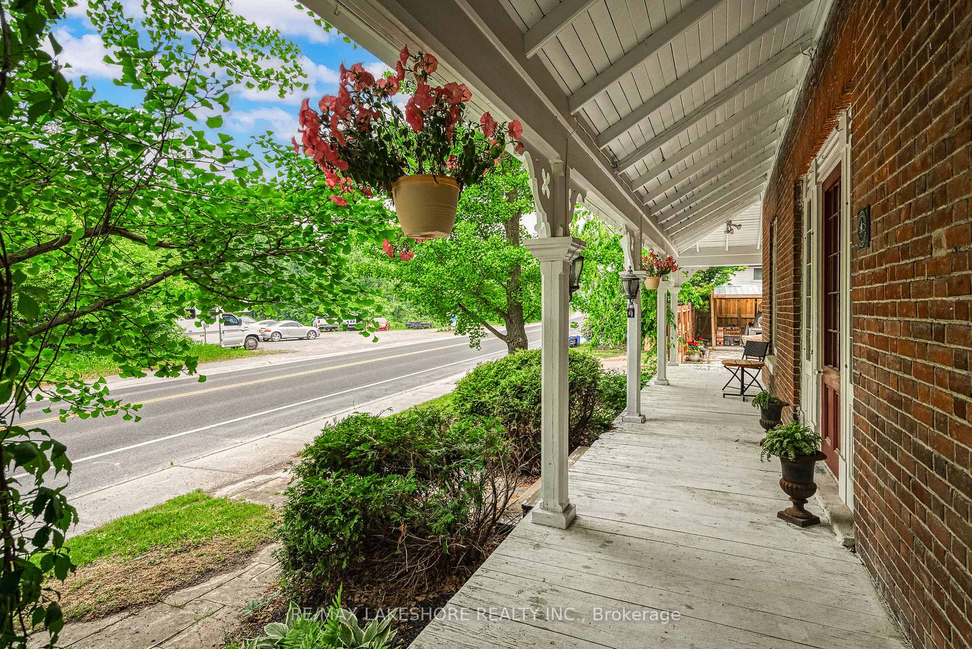 Photo 6 of 4903 County 45 Road, Hamilton Township, Baltimore — HOMEH