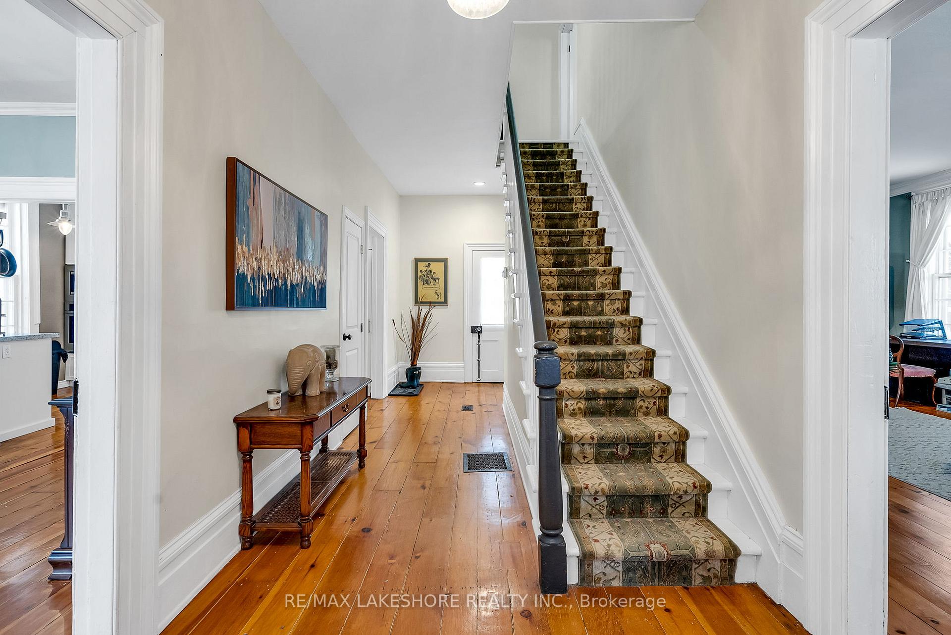 Photo 5 of 4903 County 45 Road, Hamilton Township, Baltimore — HOMEH