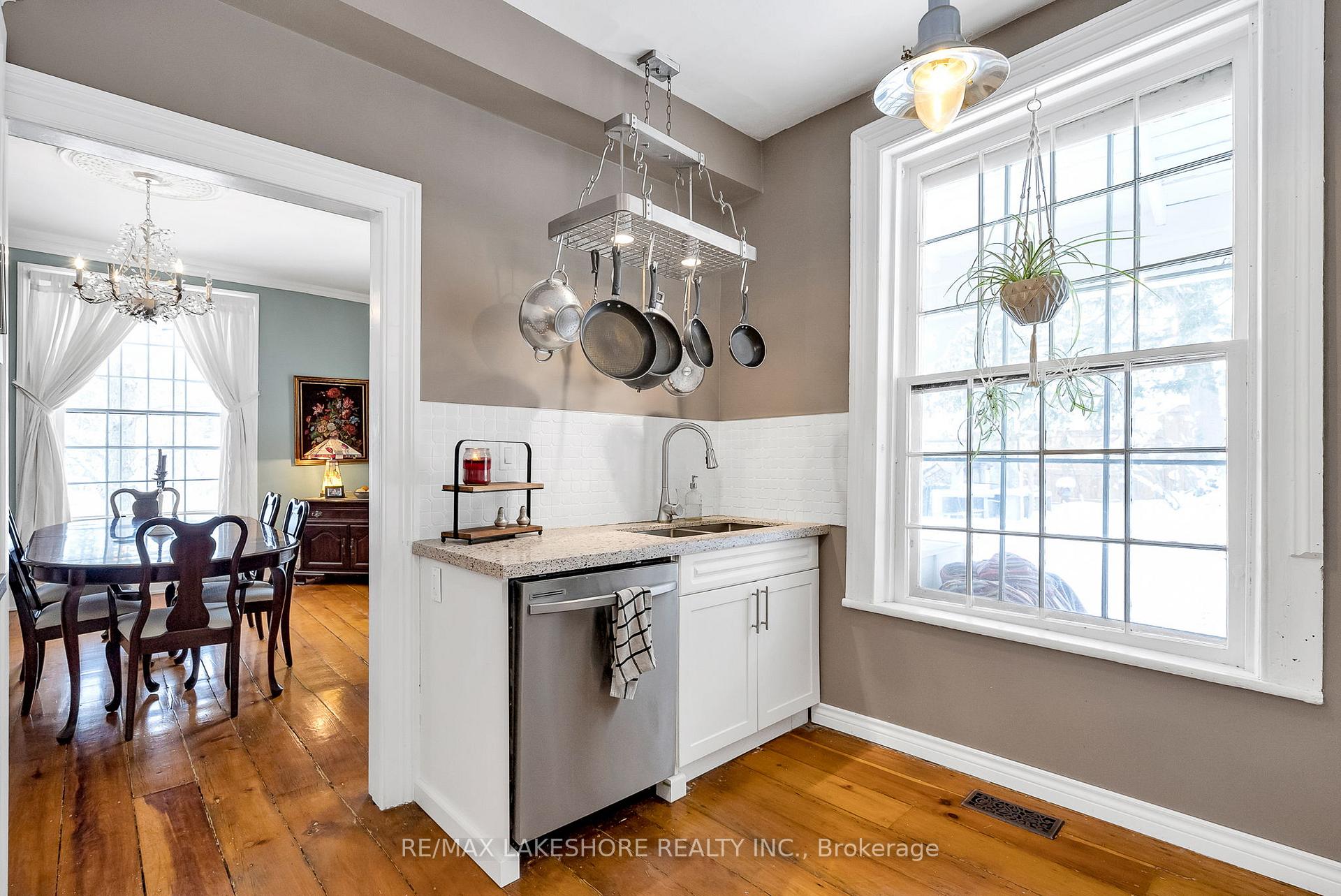Photo 11 of 4903 County 45 Road, Hamilton Township, Baltimore — HOMEH