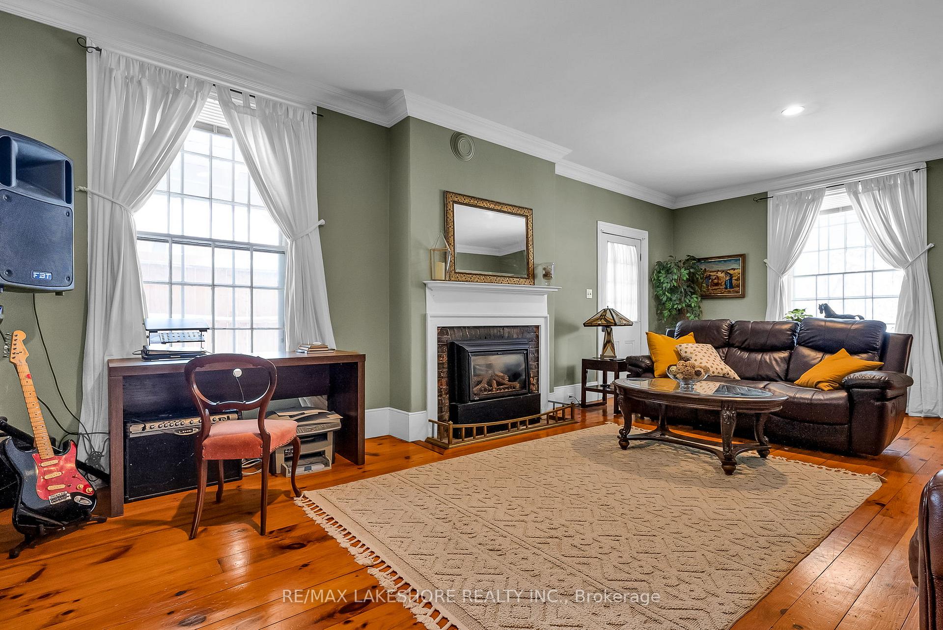 Photo 10 of 4903 County 45 Road, Hamilton Township, Baltimore — HOMEH