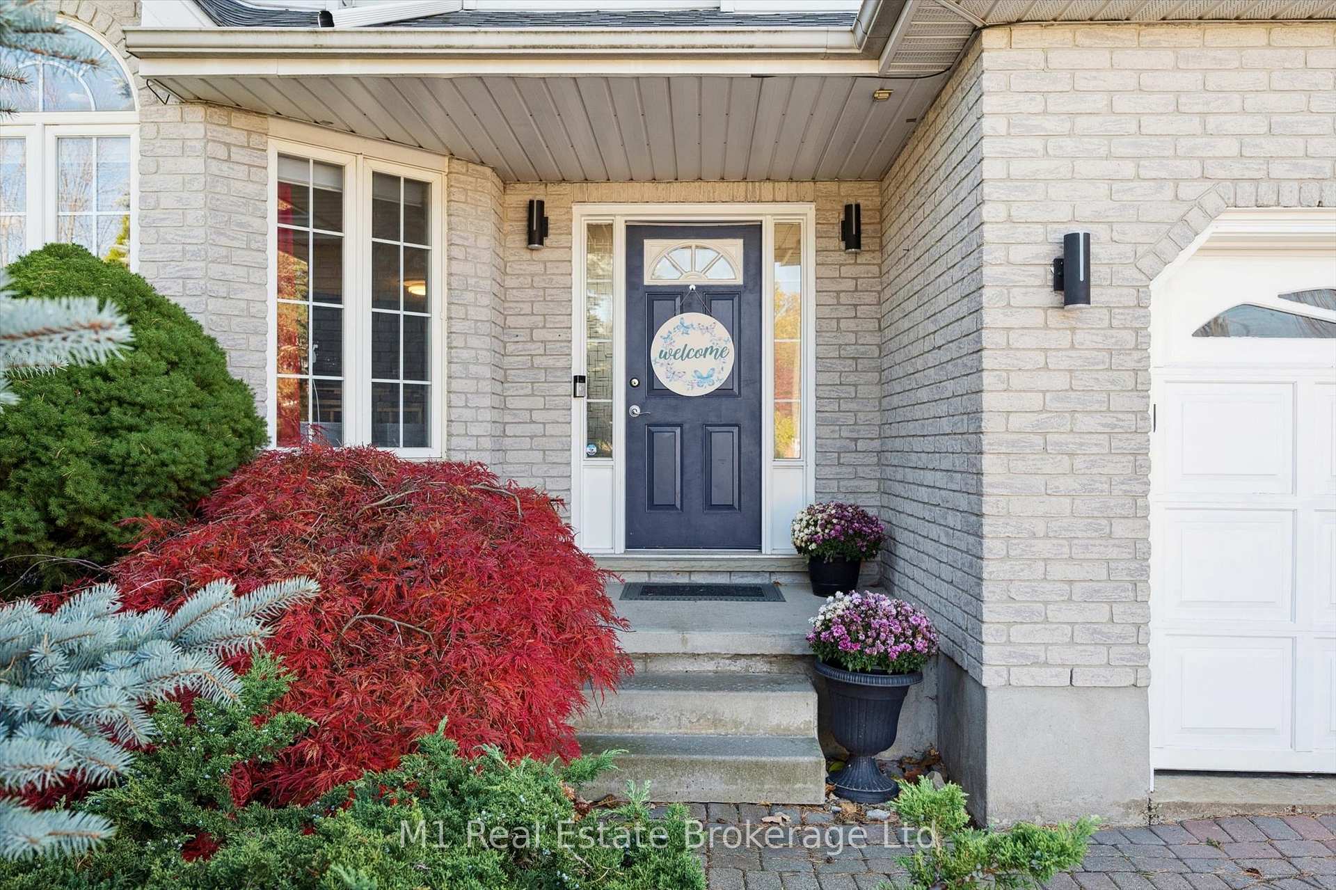 Photo 5 of 684 Willow Road, Guelph, Willow West/Sugarbush/West Acres — HOMEH