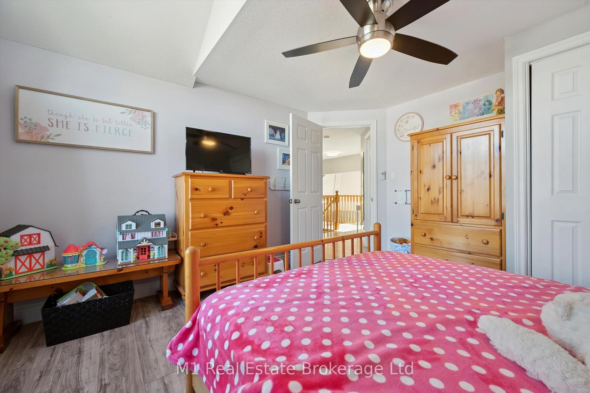 Photo 29 of 684 Willow Road, Guelph, Willow West/Sugarbush/West Acres — HOMEH
