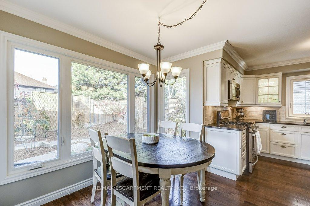 Photo 14 of 149 Charterhouse Crescent, Hamilton, Ancaster — HOMEH