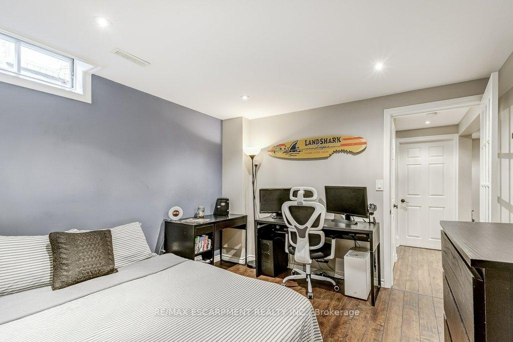 Photo 28 of 149 Charterhouse Crescent, Hamilton, Ancaster — HOMEH