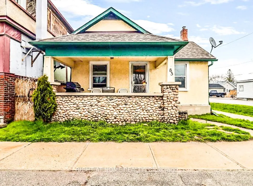 Photo 5 of 85 High Street E, Georgina, Sutton & Jackson's Point — HOMEH