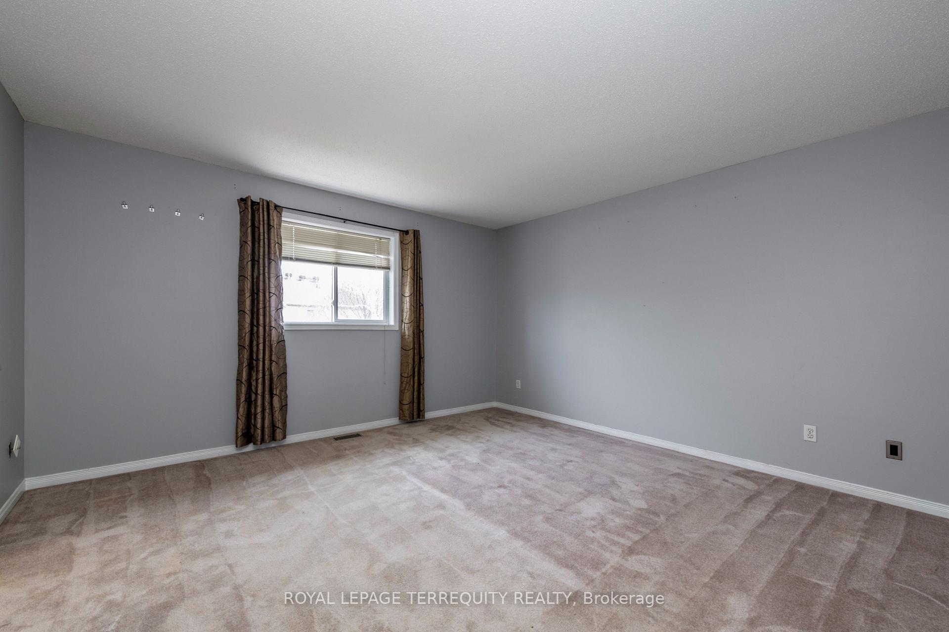 Photo 20 of 32B Woodford Way, Ottawa, Barrhaven - Longfields — HOMEH