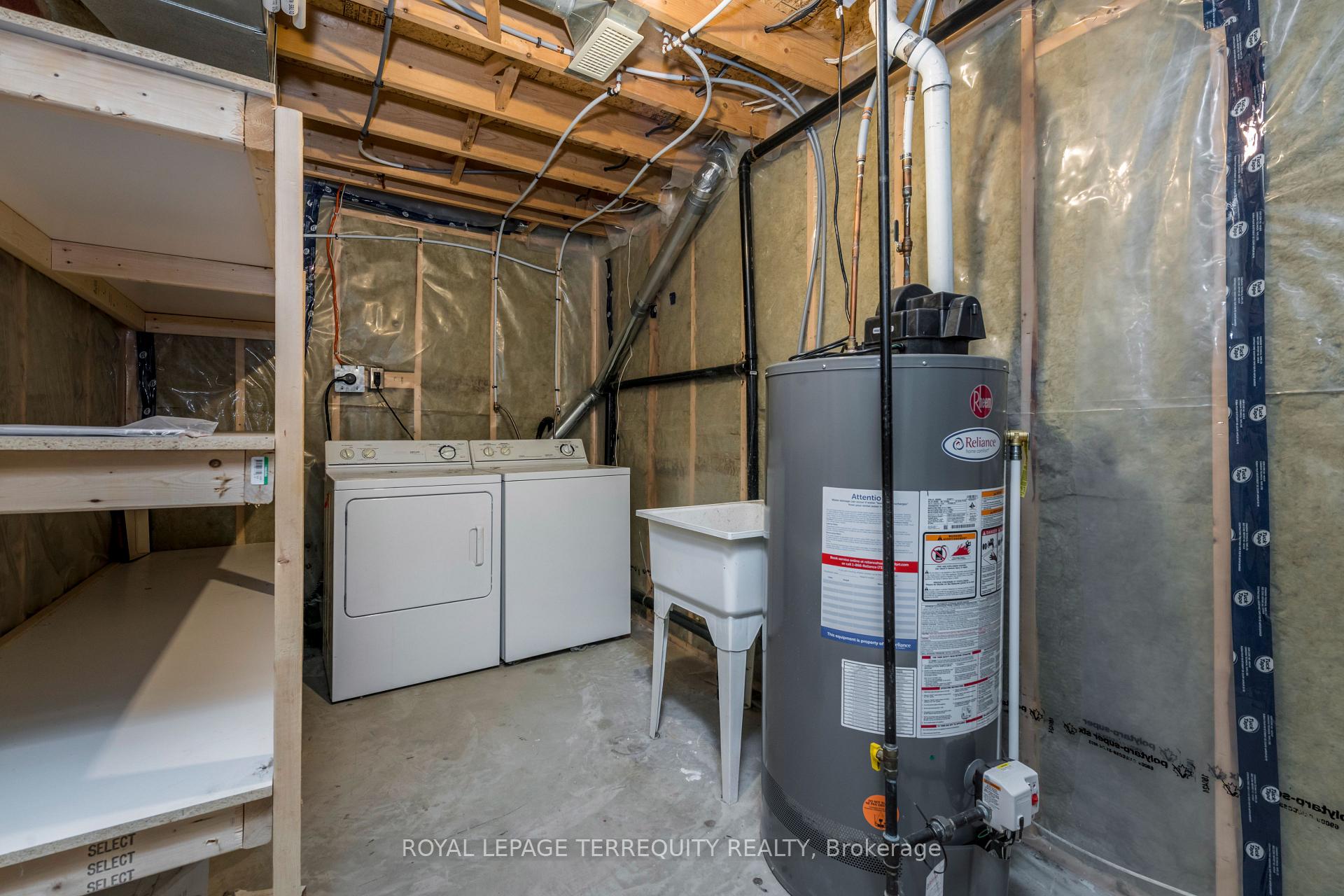 Photo 31 of 32B Woodford Way, Ottawa, Barrhaven - Longfields — HOMEH
