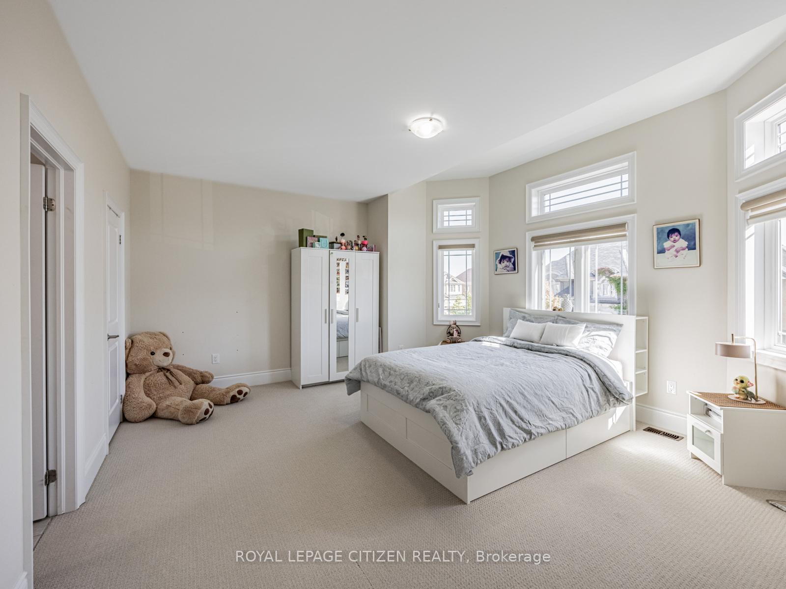 Photo 33 of 15 Possession Crescent, Brampton, Toronto Gore Rural Estate — HOMEH