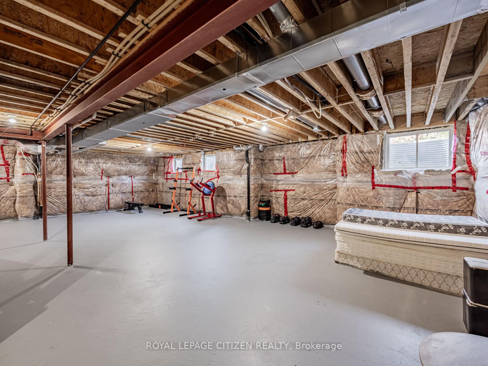 Photo 41 of 15 Possession Crescent, Brampton, Toronto Gore Rural Estate — HOMEH