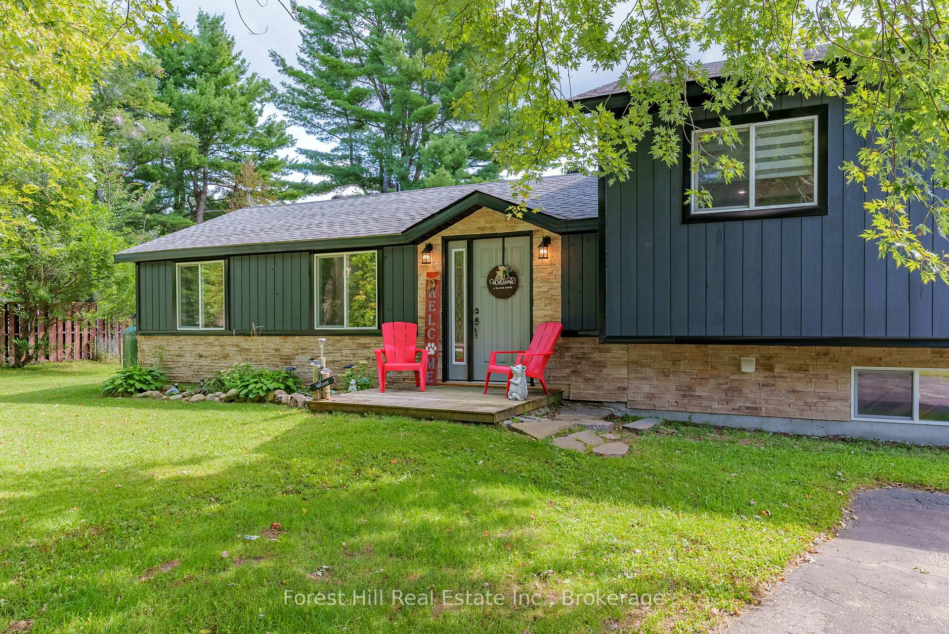 Photo 3 of 1190 Winhara Road, Gravenhurst, Muskoka (S) — HOMEH