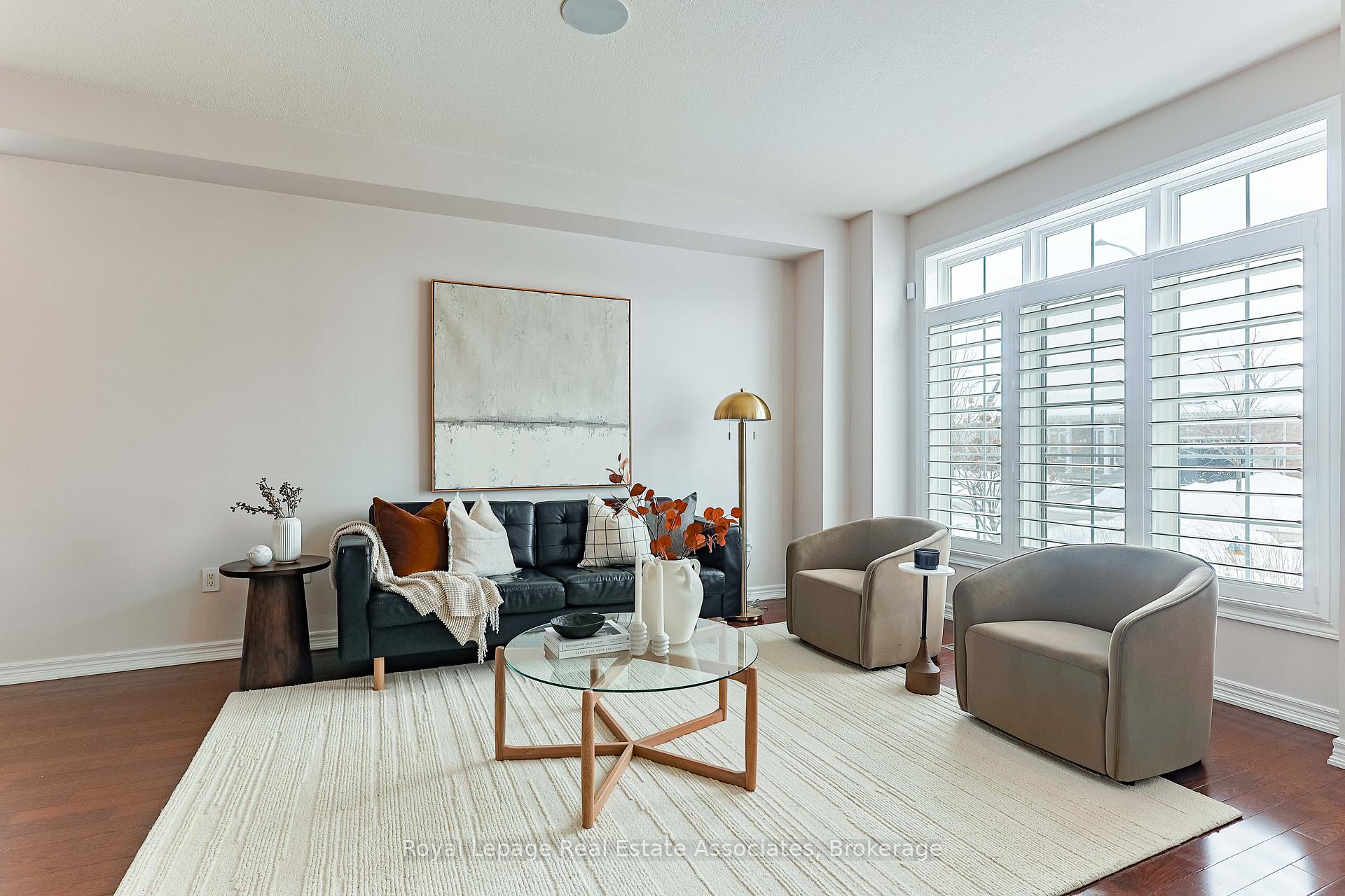 Photo 6 of 30 Sidare Court, Grimsby, Grimsby Beach — HOMEH