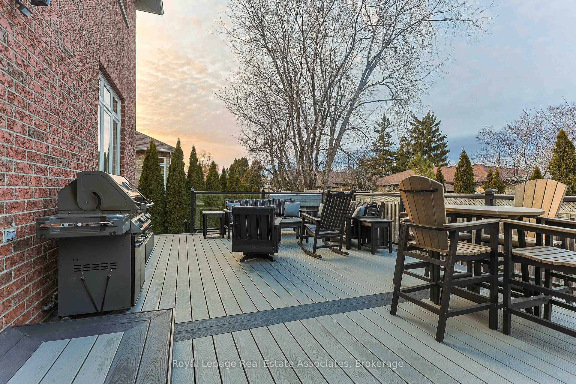 Photo 32 of 30 Sidare Court, Grimsby, Grimsby Beach — HOMEH