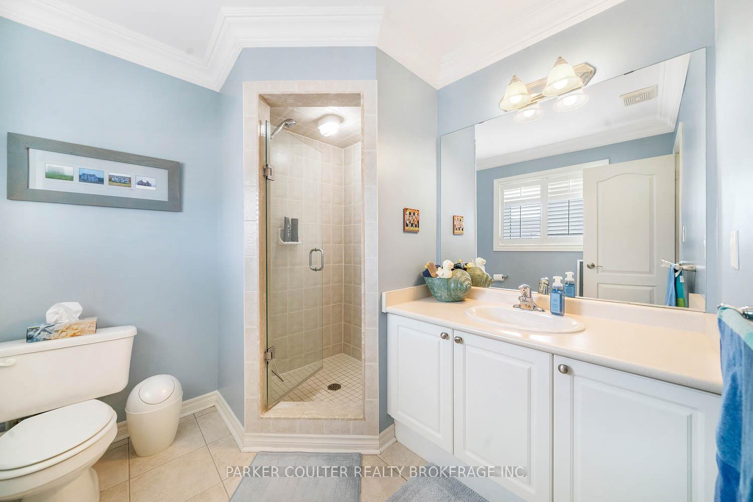 Photo 18 of 14 Regalia Way, Barrie, Innis-Shore — HOMEH