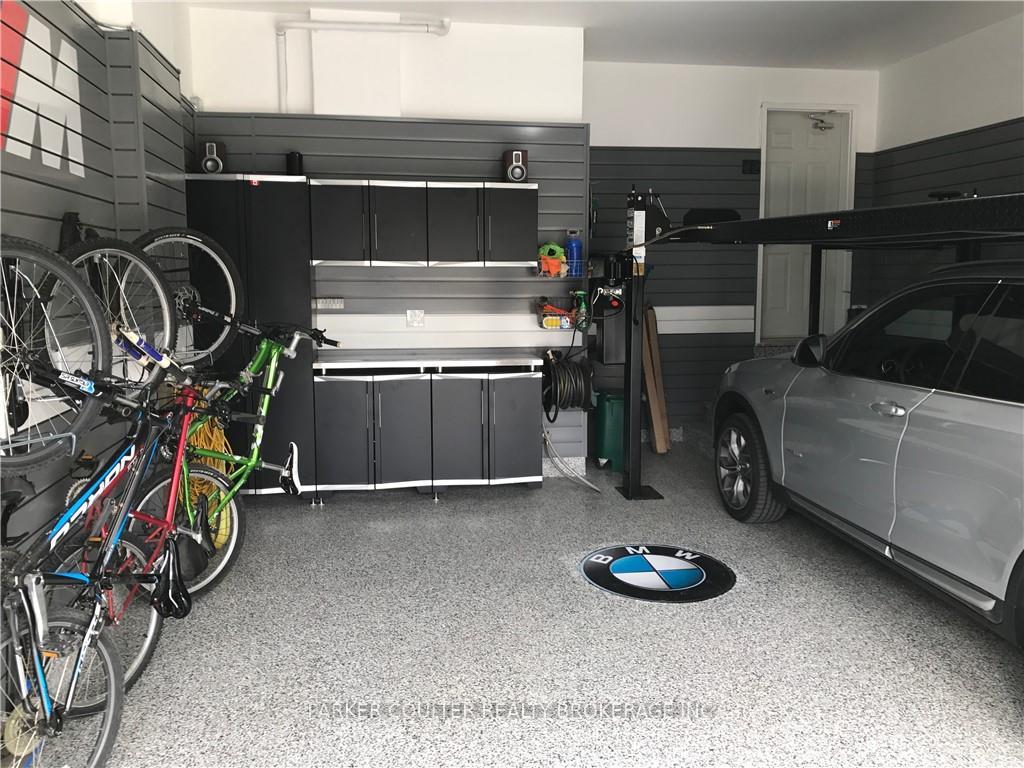 Photo 40 of 14 Regalia Way, Barrie, Innis-Shore — HOMEH