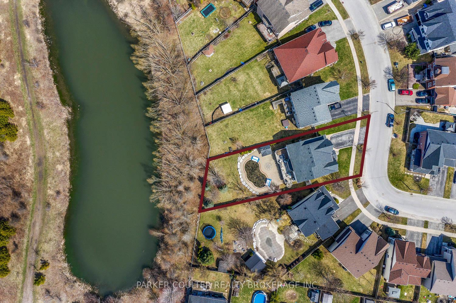 Photo 42 of 14 Regalia Way, Barrie, Innis-Shore — HOMEH