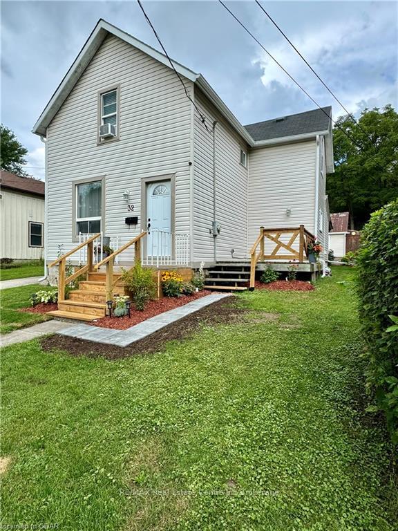 Photo 3 of 32 Walnut Lane, Brant, Paris — HOMEH