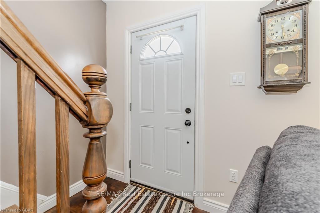 Photo 6 of 32 Walnut Lane, Brant, Paris — HOMEH