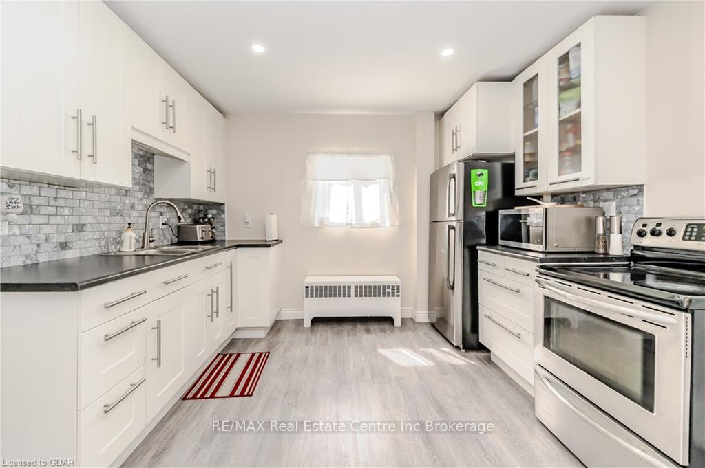 Photo 17 of 32 Walnut Lane, Brant, Paris — HOMEH