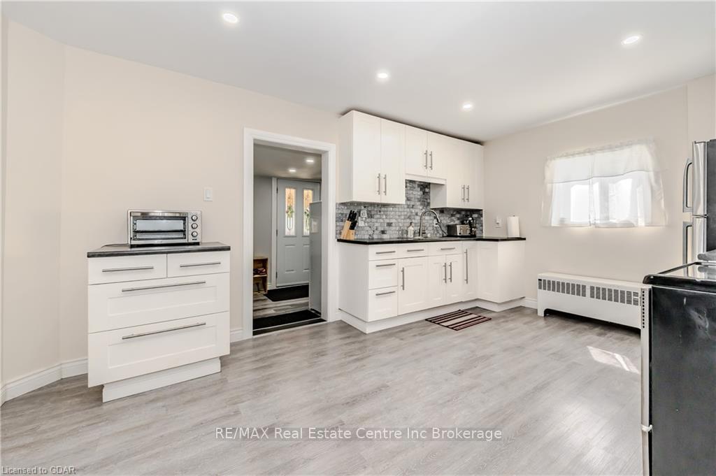 Photo 21 of 32 Walnut Lane, Brant, Paris — HOMEH