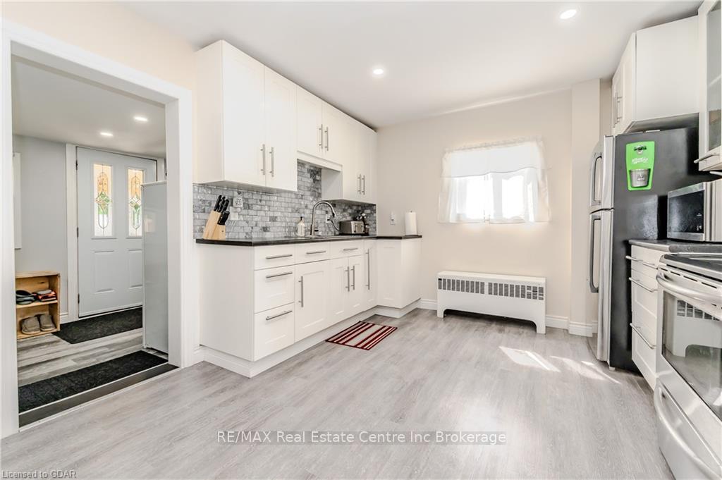 Photo 23 of 32 Walnut Lane, Brant, Paris — HOMEH