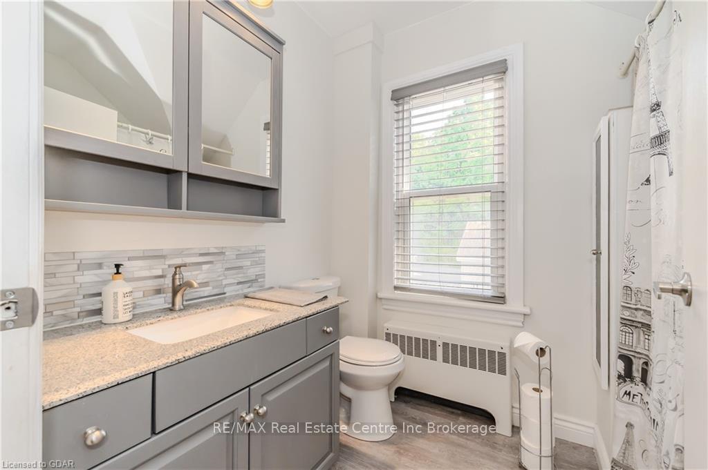 Photo 31 of 32 Walnut Lane, Brant, Paris — HOMEH