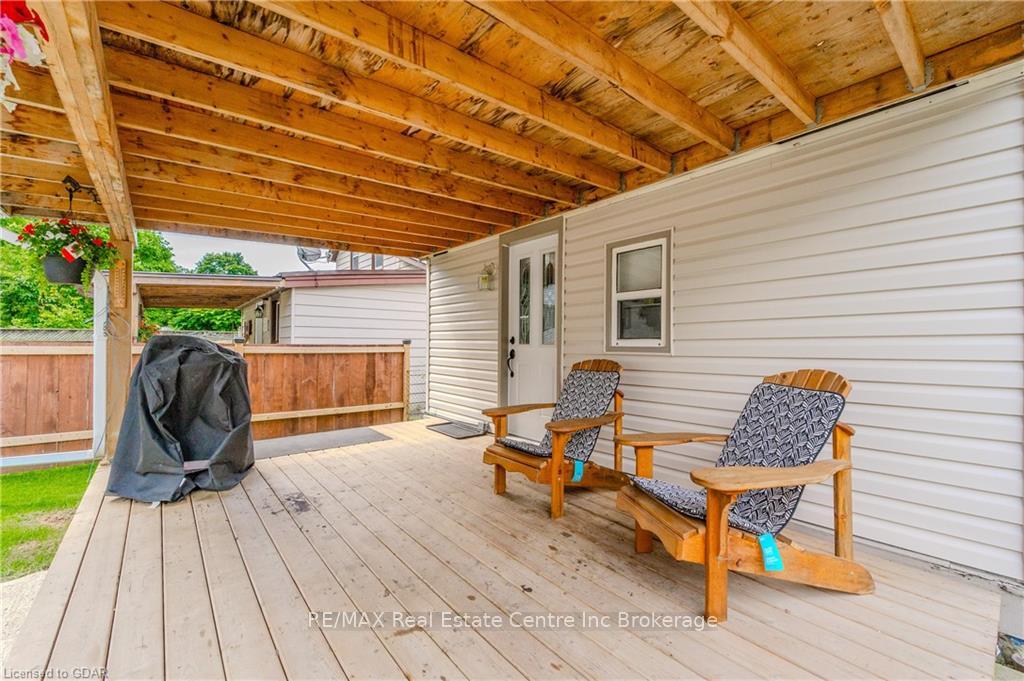 Photo 37 of 32 Walnut Lane, Brant, Paris — HOMEH