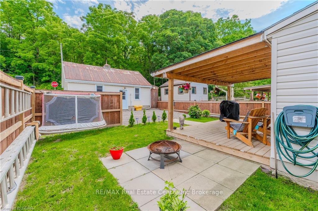 Photo 40 of 32 Walnut Lane, Brant, Paris — HOMEH