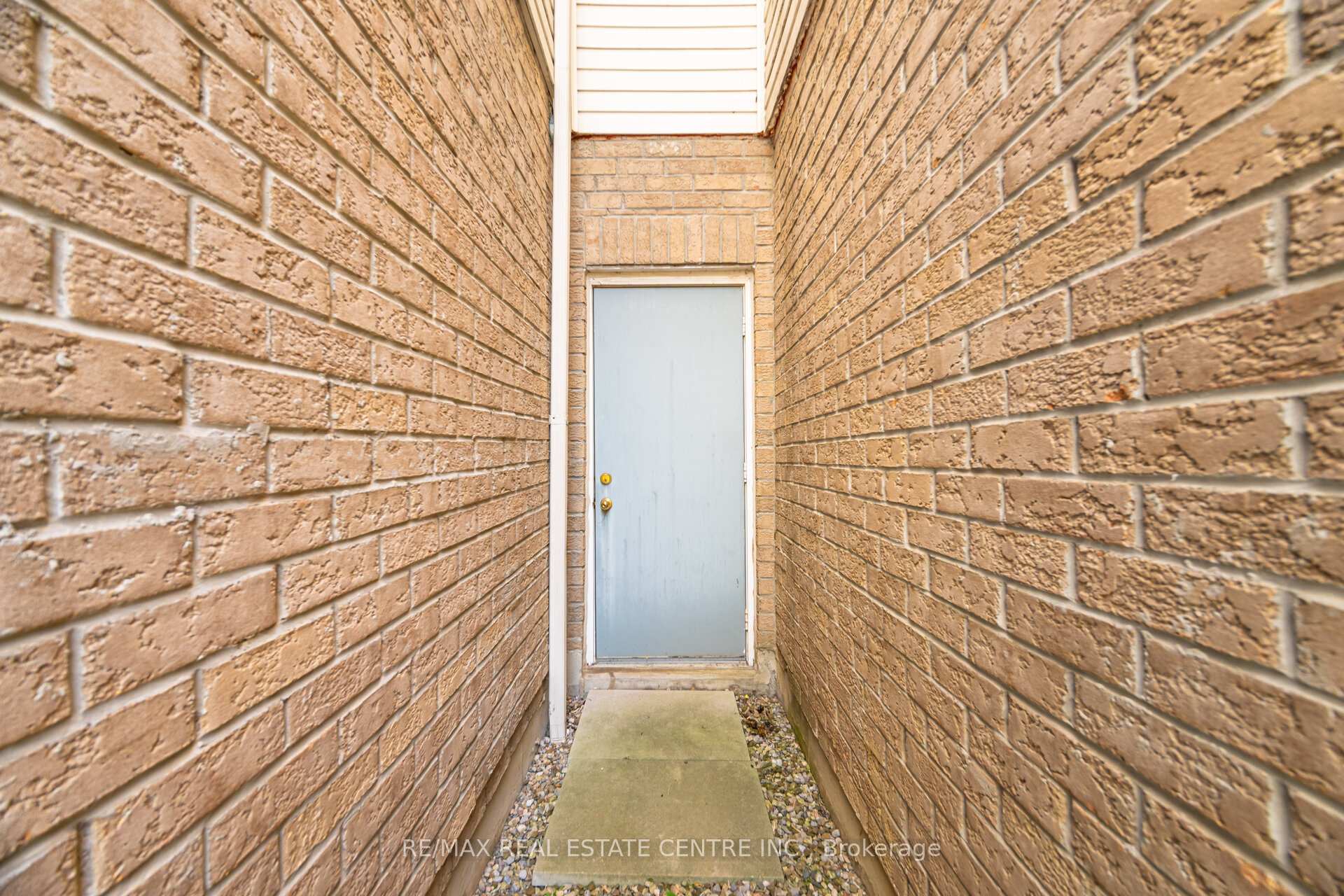 Photo 31 of 86 Pauline Crescent, Brampton, Fletcher's Meadow — HOMEH