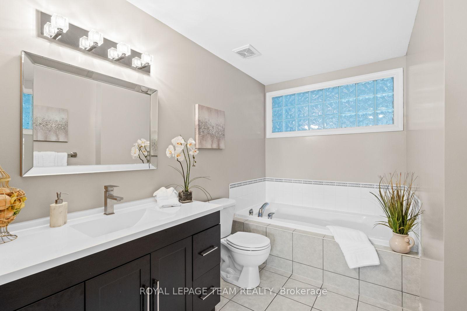 Photo 18 of 279 Berrigan Drive, Ottawa, Barrhaven - Longfields — HOMEH