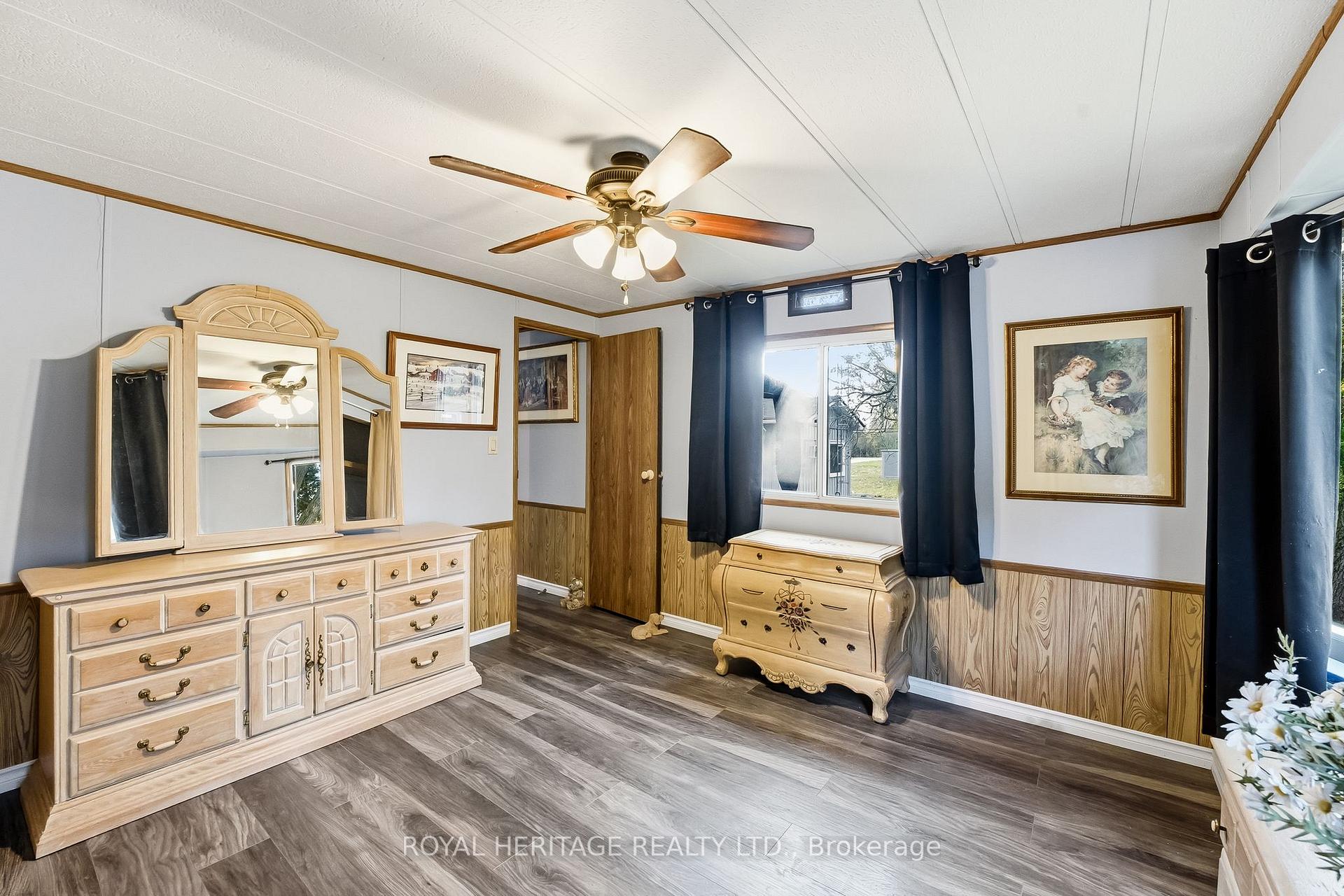 Photo 30 of Unit 6, 330 King Street E, Clarington, Bowmanville — HOMEH