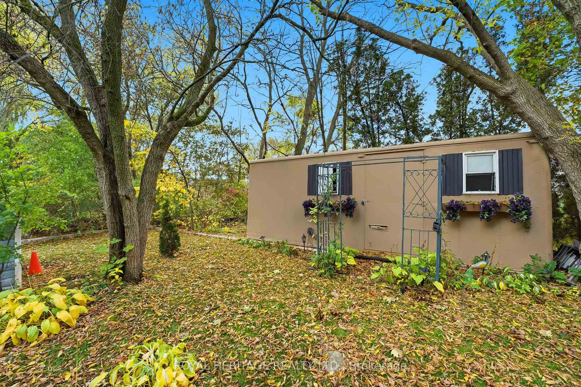 Photo 49 of Unit 6, 330 King Street E, Clarington, Bowmanville — HOMEH