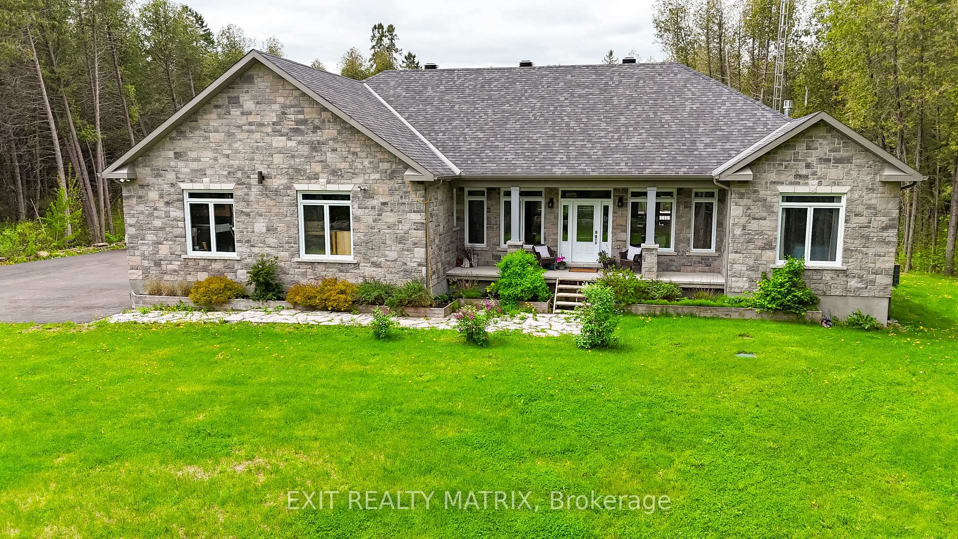 Photo 2 of 2070 8TH Line Road, Ottawa, Osgoode Twp North of Reg Rd 6 — HOMEH
