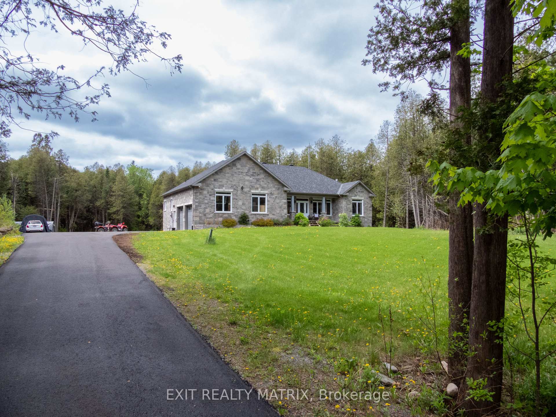 Photo 3 of 2070 8TH Line Road, Ottawa, Osgoode Twp North of Reg Rd 6 — HOMEH