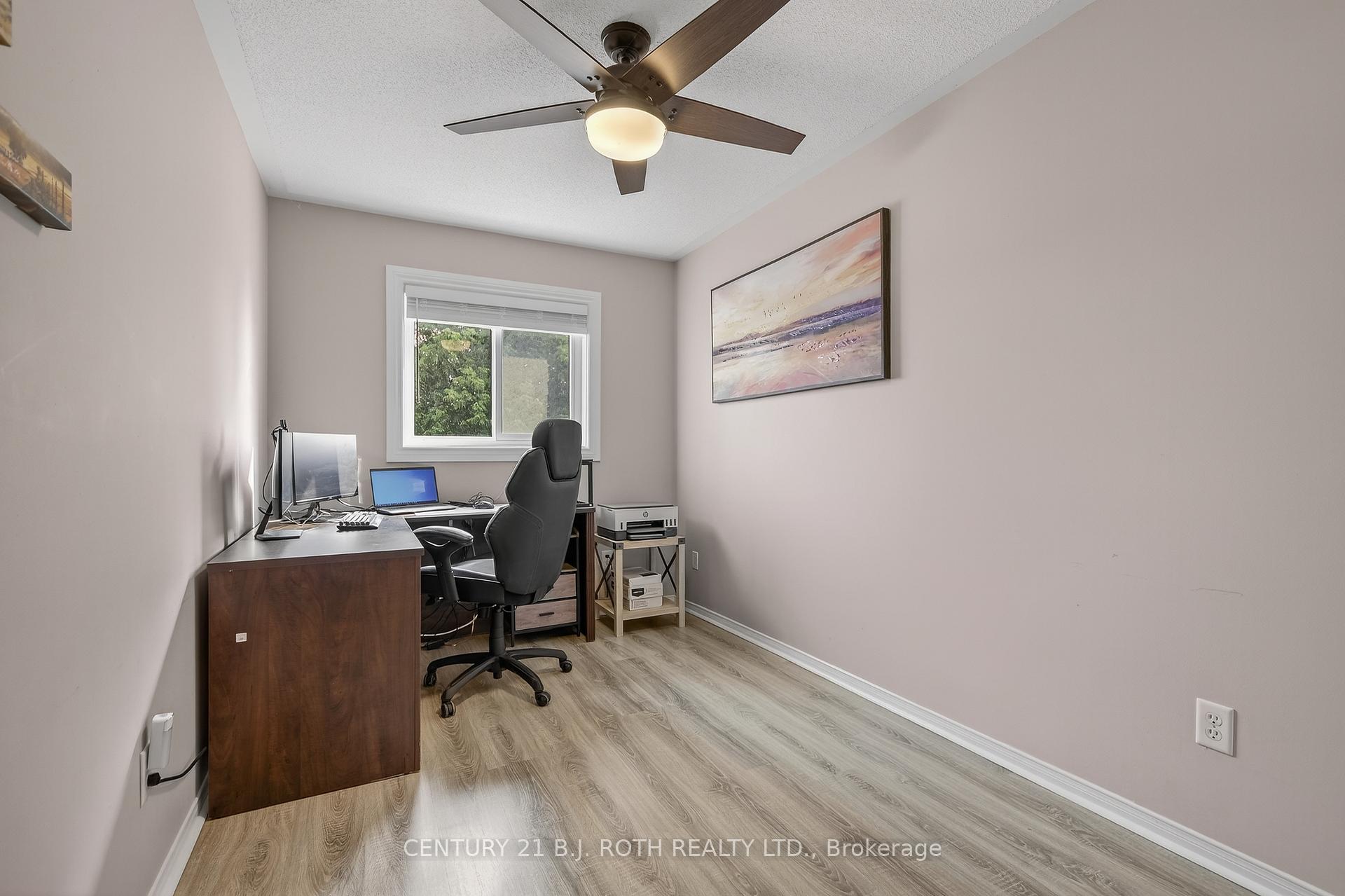 Photo 25 of 80 Bruce Crescent, Barrie, Bayshore — HOMEH