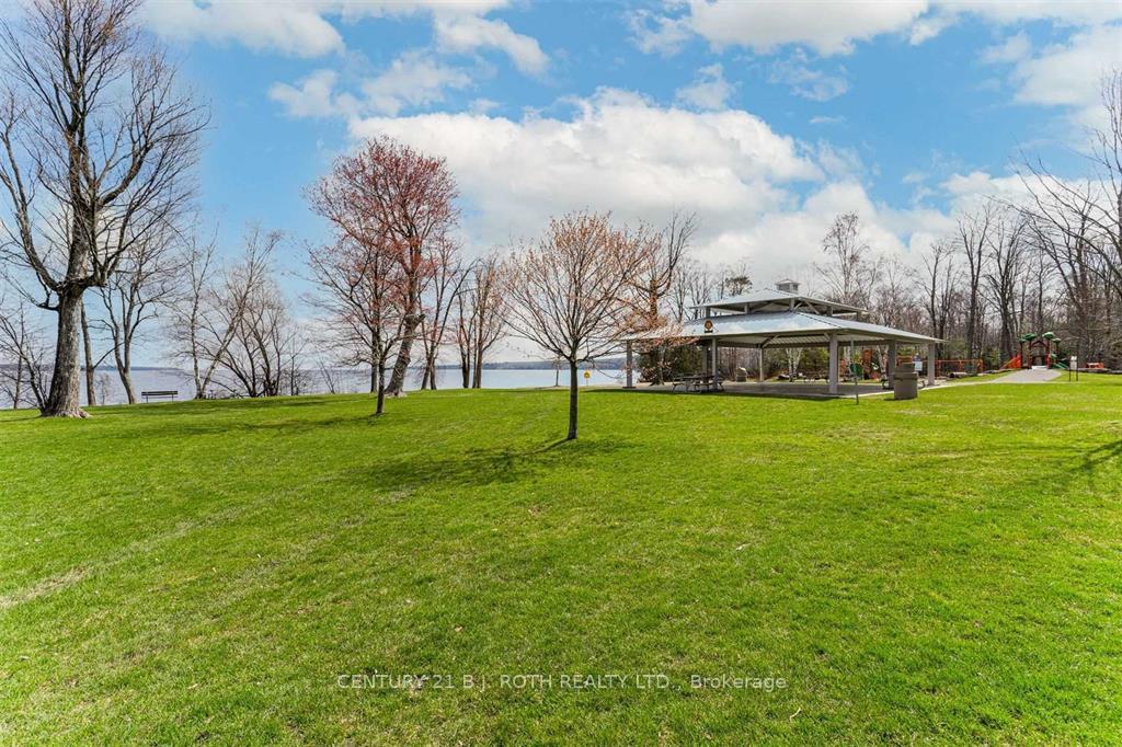 Photo 46 of 80 Bruce Crescent, Barrie, Bayshore — HOMEH