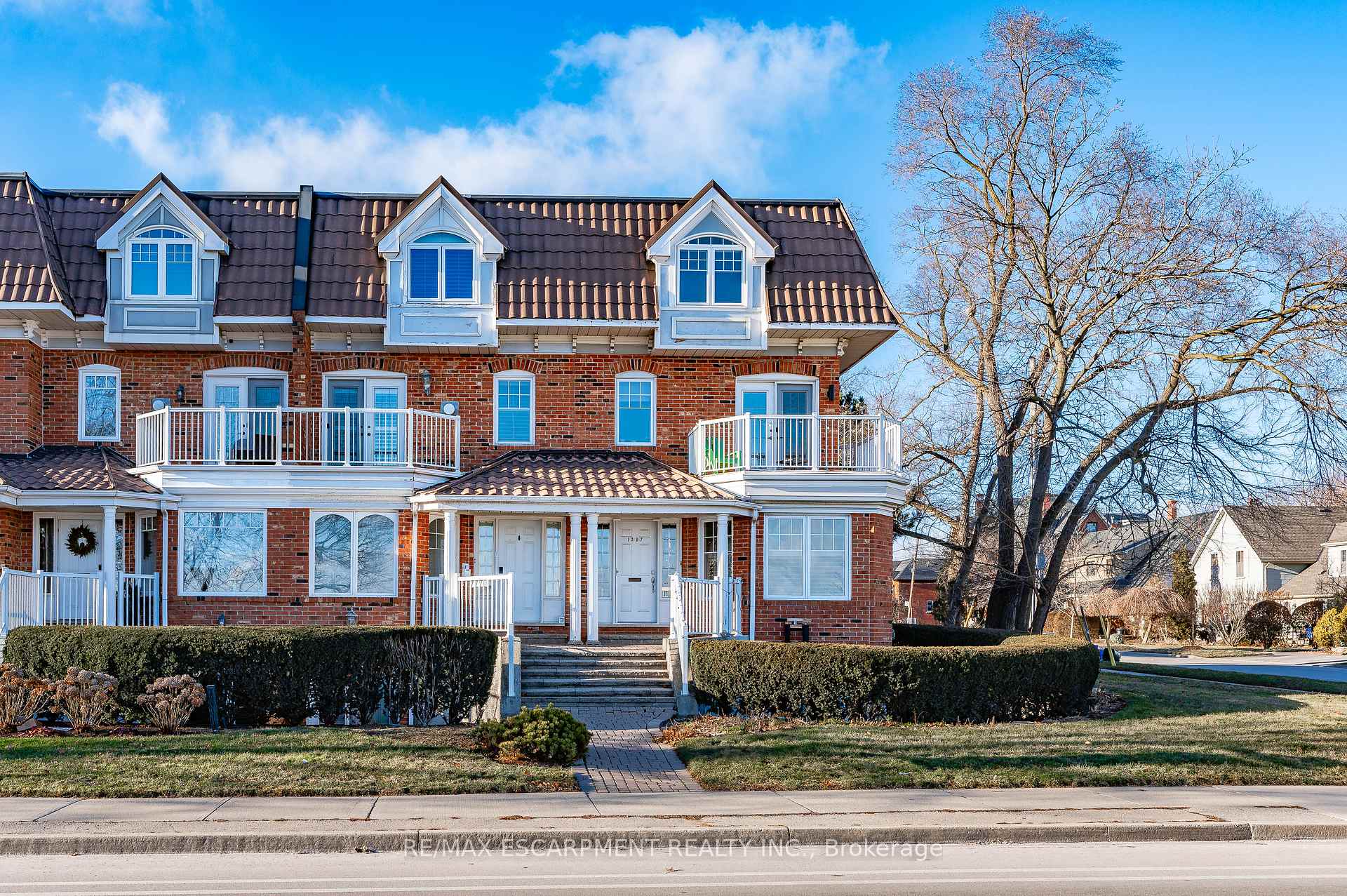 Photo 26 of Unit UPPER, 1397 Lakeshore Road, Burlington, Brant — HOMEH