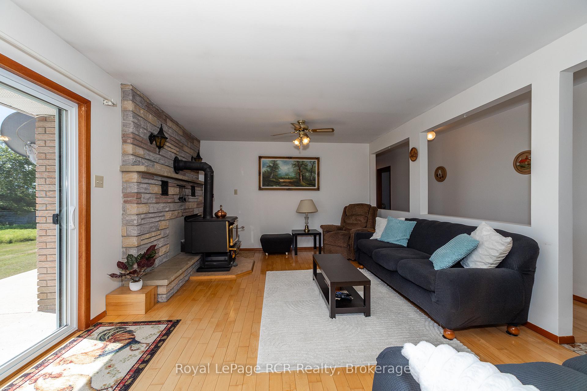Photo 15 of 260456 Sideroad 200, Grey Highlands — HOMEH